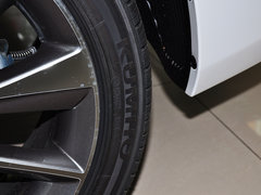 2015款 1.6L 自动 尊贵型