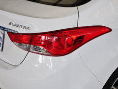 2015款 1.6L 自动 尊贵型