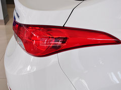 2015款 1.6L 自动 尊贵型
