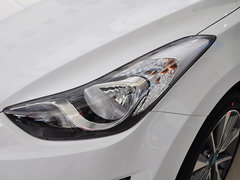 2015款 1.6L 自动 尊贵型