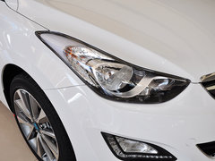 2015款 1.6L 自动 尊贵型