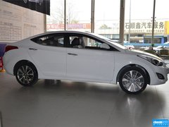 2015款 1.6L 自动 尊贵型