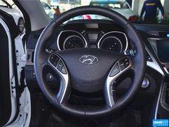 2015款 1.6L 自动 尊贵型