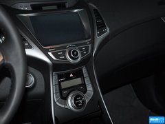2015款 1.6L 自动 尊贵型