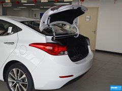 2015款 1.6L 自动 尊贵型