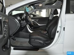 2015款 1.6L 自动 尊贵型
