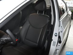 2015款 1.6L 自动 尊贵型