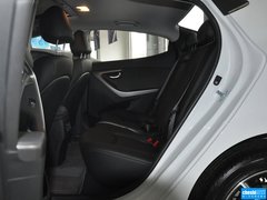 2015款 1.6L 自动 尊贵型