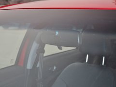 2015款 1.5L 手动 够炫版