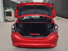 2015款 1.5L 手动 够炫版