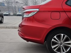 2015款 1.5L 手动 够炫版