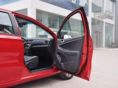 2015款 1.5L 手动 够炫版