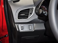 2015款 1.5L 手动 够炫版