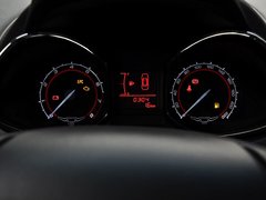 2015款 1.5L 手动 够炫版