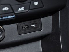2015款 1.5L 手动 够炫版