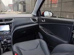 2015款 1.5L 手动 够炫版