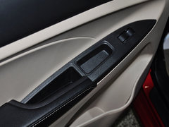 2015款 1.5L 手动 够型版