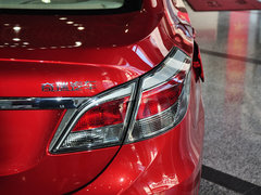 2015款 1.5L 手动 够型版