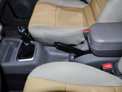2015款 1.5L 商务舱BJ415B