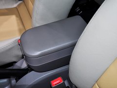 2015款 1.5L 商务舱BJ415B