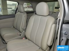 2015款 2.4L 自动 尊贵版 7座