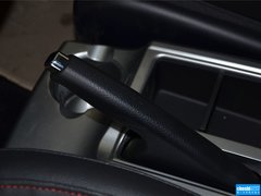 2015款 1.5T 手动 两驱精英型 5座