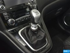 2015款 1.5T 手动 两驱尊贵型 5座