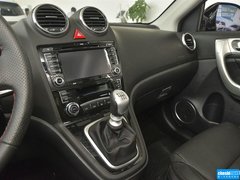2015款 1.5T 手动 两驱尊贵型 5座