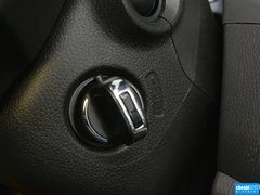 2015款 1.5T 手动 两驱尊贵型 5座