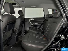 2015款 1.5T 手动 两驱尊贵型 5座