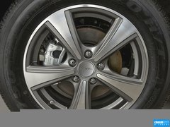 2015款 1.5T 手动 两驱尊贵型 5座