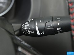 2015款 1.5T 手动 两驱尊贵型 5座