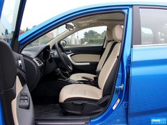 2015款 1.6L 自动 乐趣型