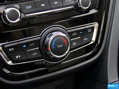 2015款 1.6L 自动 乐趣型