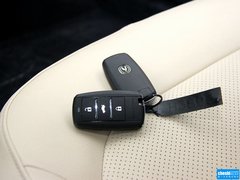 2015款 1.6L 自动 乐趣型