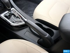 2015款 1.6L 自动 乐趣型