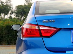 2015款 1.6L 自动 乐趣型