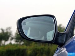 2015款 1.6L 自动 乐趣型