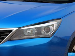 2015款 1.6L 自动 乐趣型