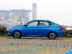 2015款 1.6L 自动 乐趣型
