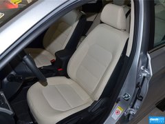 2015款 1.6L 自动 乐趣型