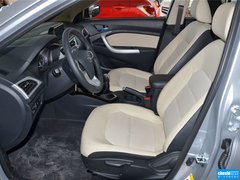 2015款 1.6L 自动 乐趣型