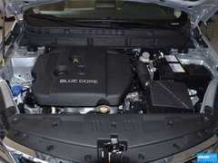 2015款 1.6L 自动 乐趣型