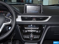 2015款 1.6L 自动 乐趣型
