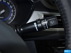 2015款 1.6L 自动 乐趣型