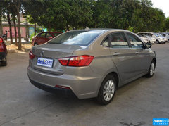 2015款 1.6L 自动 乐趣型