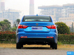 2015款 1.6L 自动 乐趣型