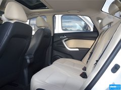 2015款 1.6L 自动 乐享型