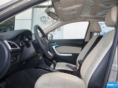 2015款 1.6L 自动 乐享型