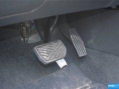 2015款 1.6L 自动 乐享型